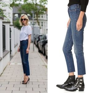 Levi’s Wedgie Icon fit in Classic Tint wash, size 25